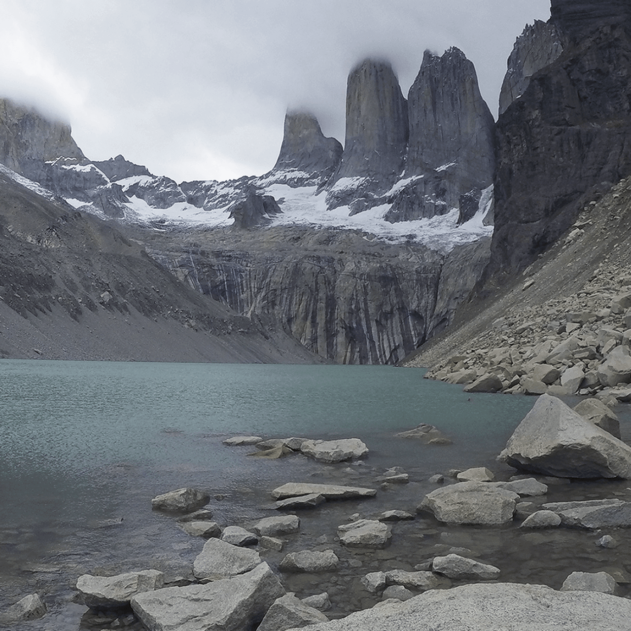 Foto de Torres del Paine, sacada por Floren y Lu el séptimo día de su recorrido en el Parque Nacional